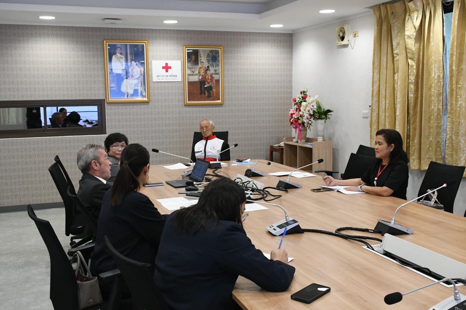 The meeting between the Rotary Club of Bangkok and the Thai Red Cross Relief and Community Health Bureau