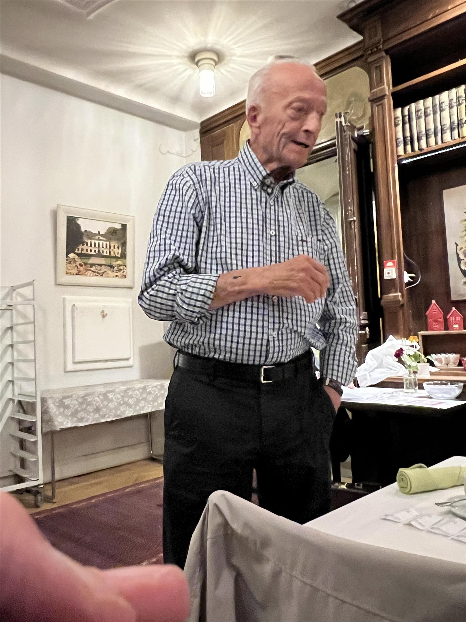 Åke analyserar en Limerik