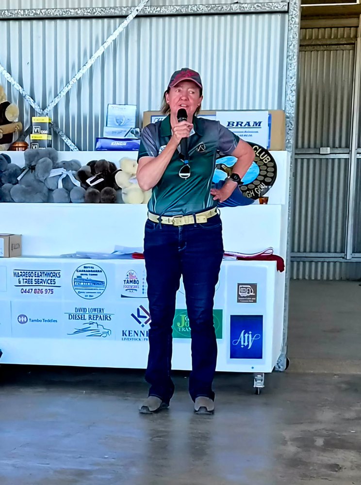 Sally presenting the Jim Gall Memorial Trophy at the Tambo Clay Target Shoot