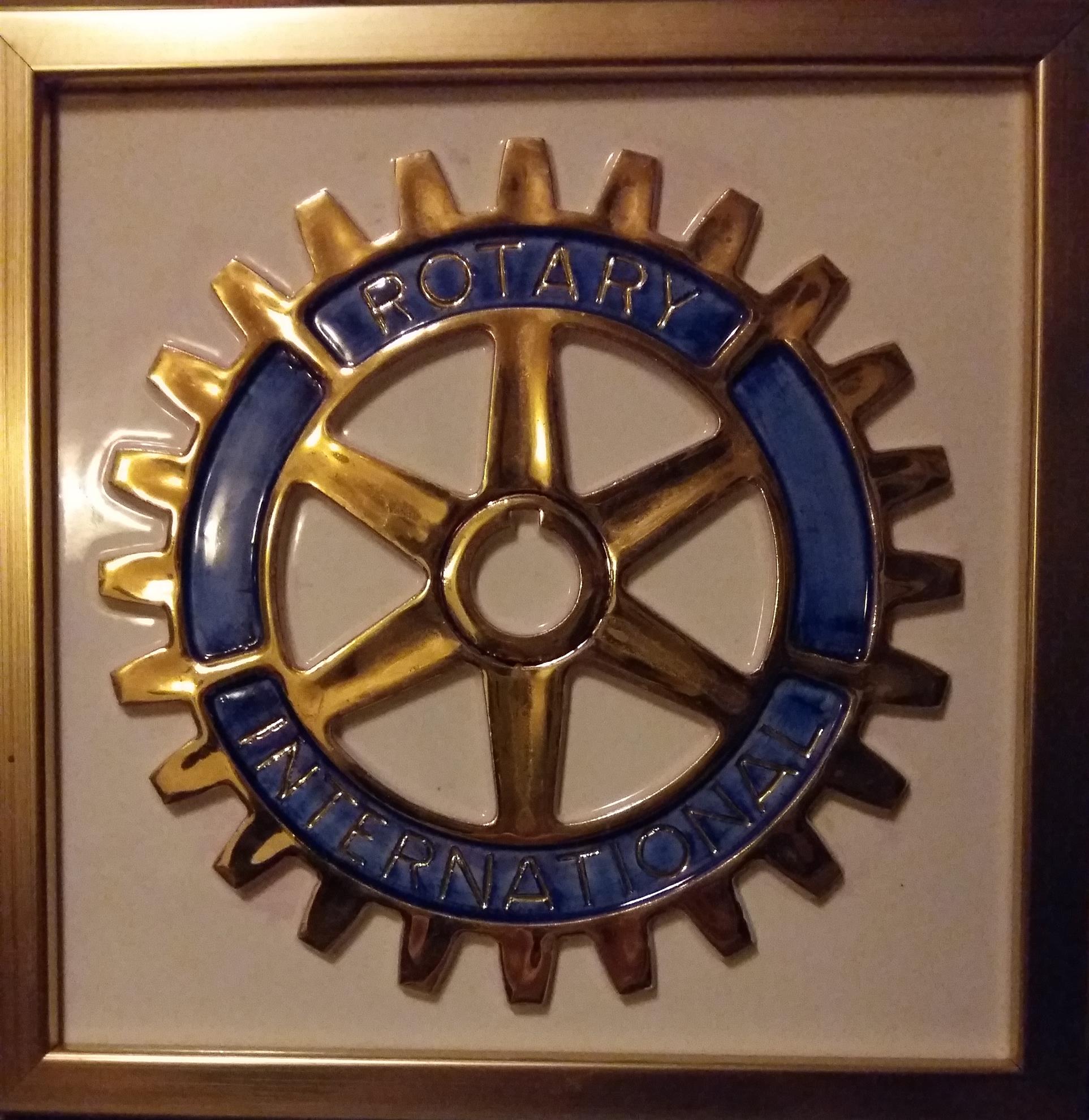 Rotaryskylt-190402.jpg
