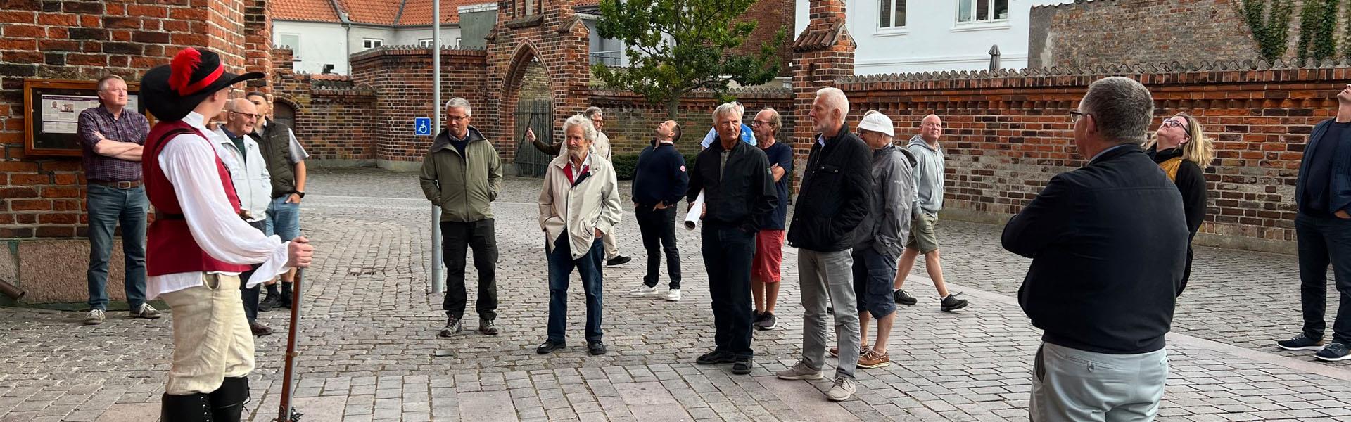Ikke-navngivet-1_0000_Lag-6.jpg