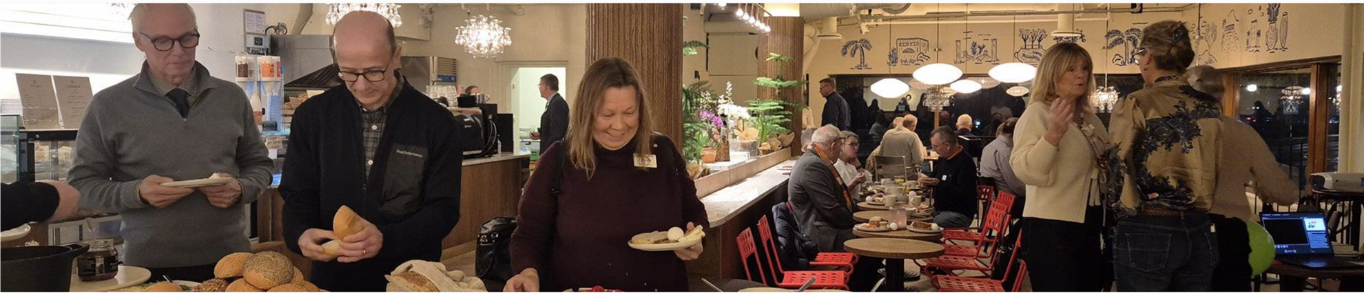 Frukostbild-hemsida.png