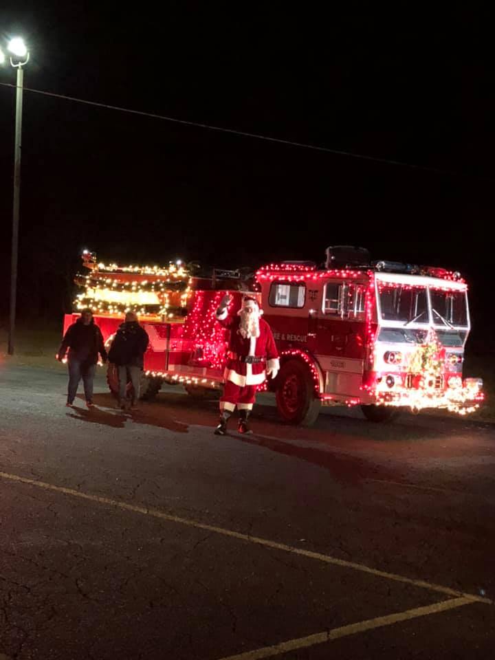The Allendale Rotary Holiday Lights Parade Rotary District 6290