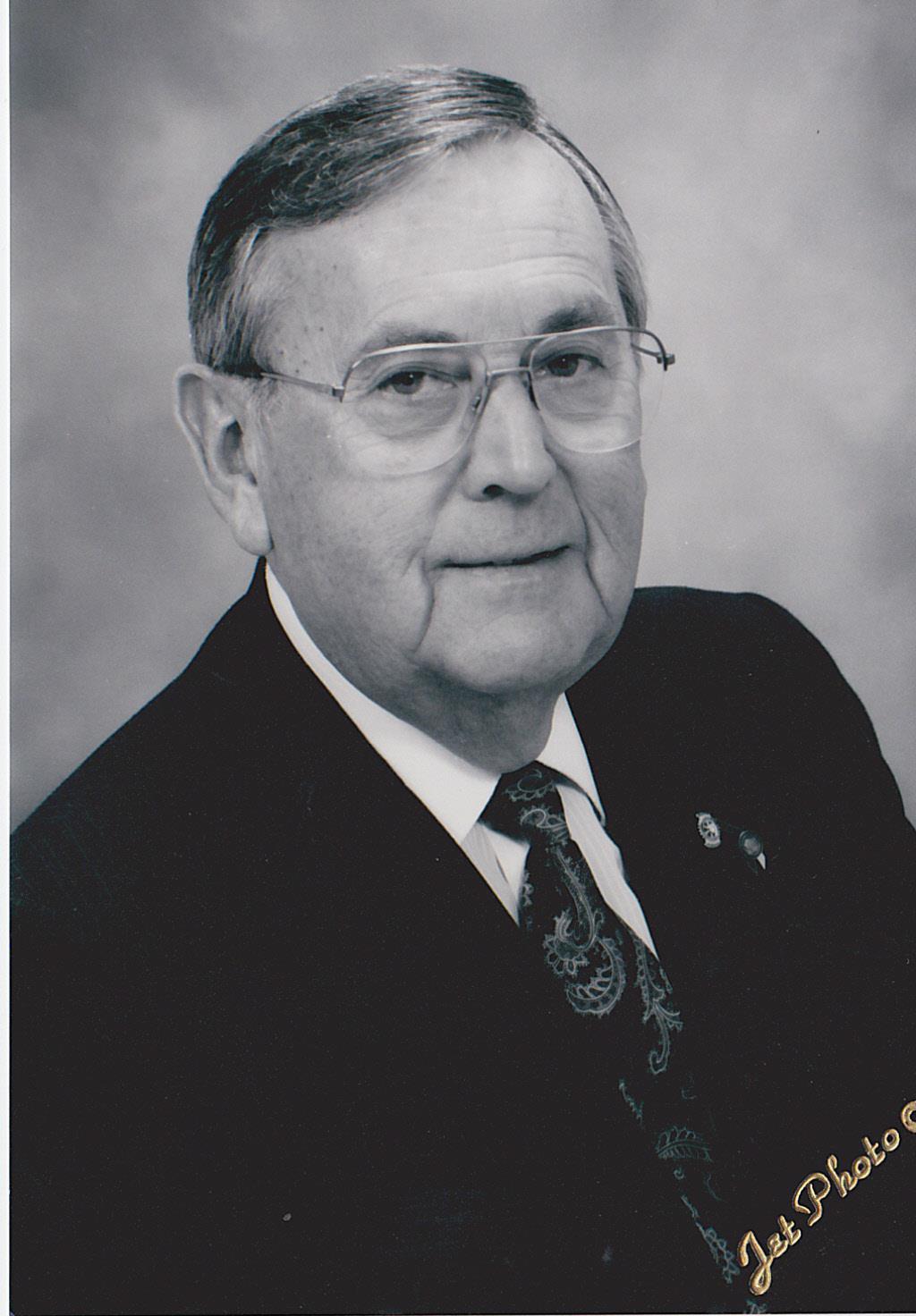 PDG TOM CLARK PASSED AWAY District 5450