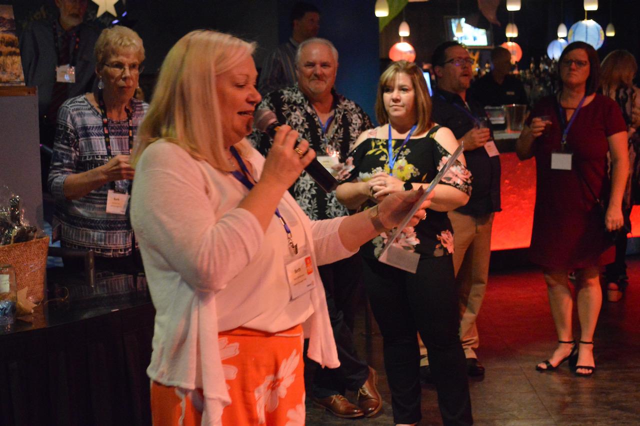 2021-22-D5180-Conference-Saturday-Blu-Nightclub---17.jpeg