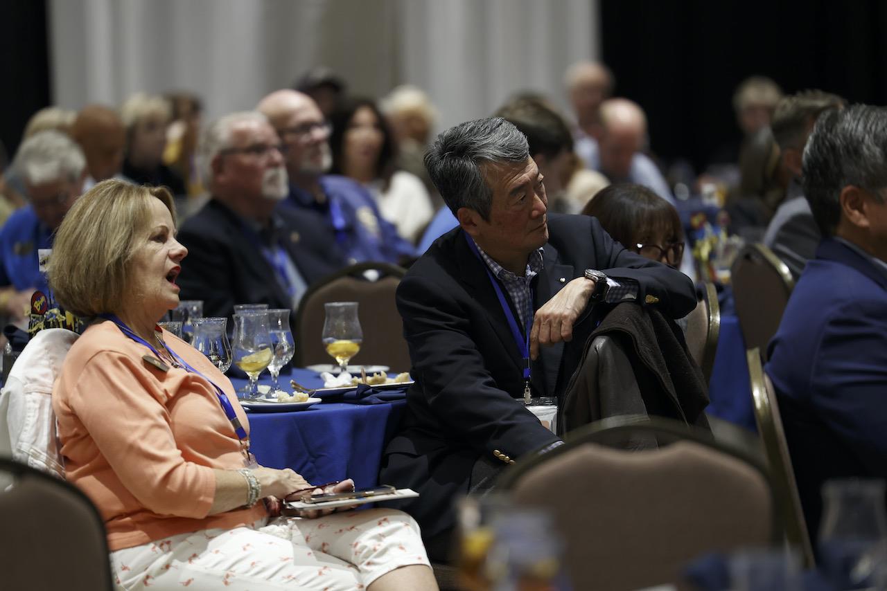 2021-22-D5180-Conference-Saturday-Jeffry-Cadorette---7.jpeg
