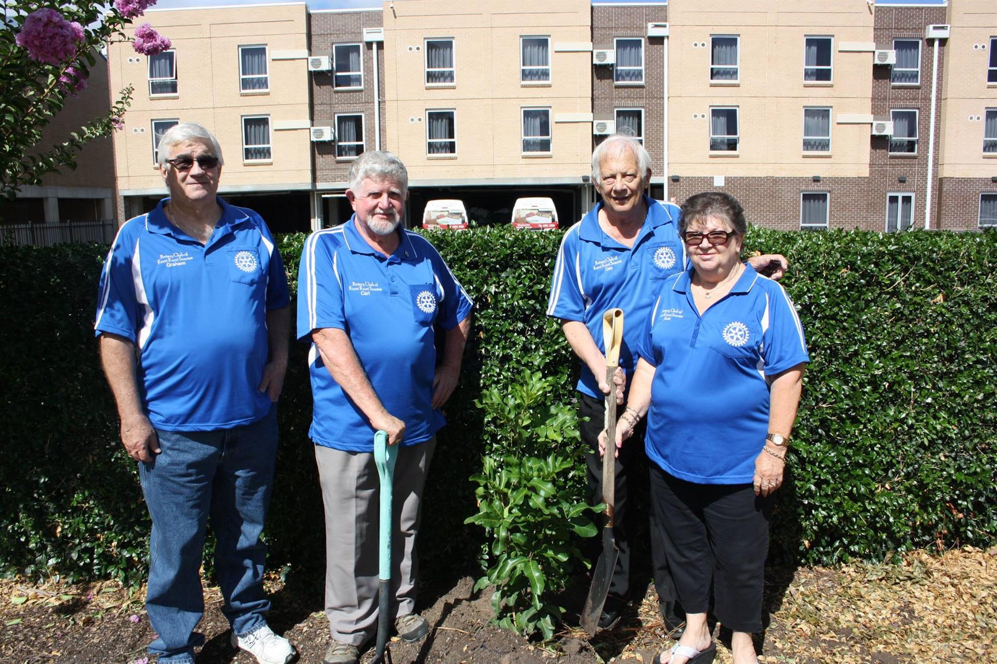 tree-planting-project-by-cessnock-kurri-rotarians-district-9670