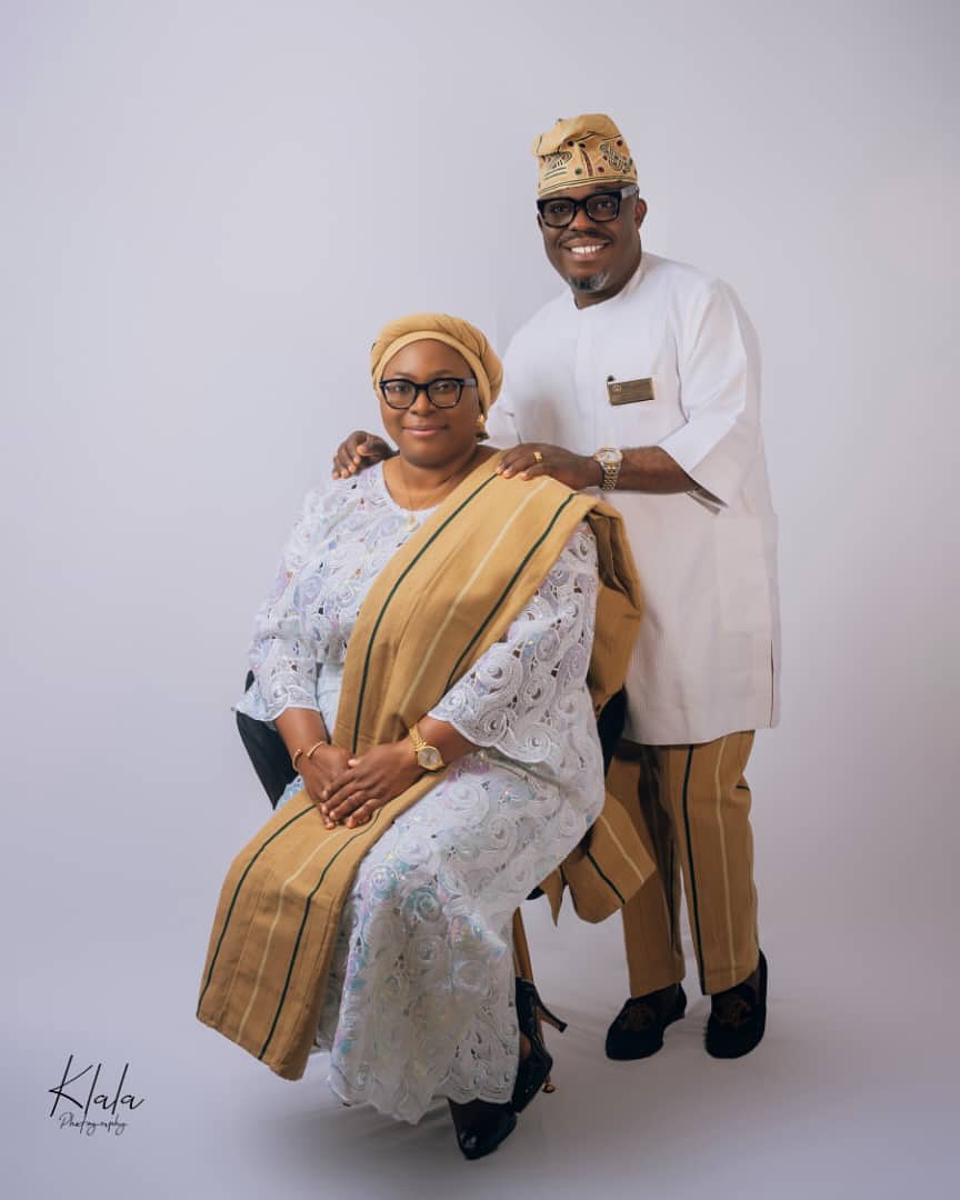 District Governor (Prince) Henry Akinyele and Spouse, Nihinlolawa