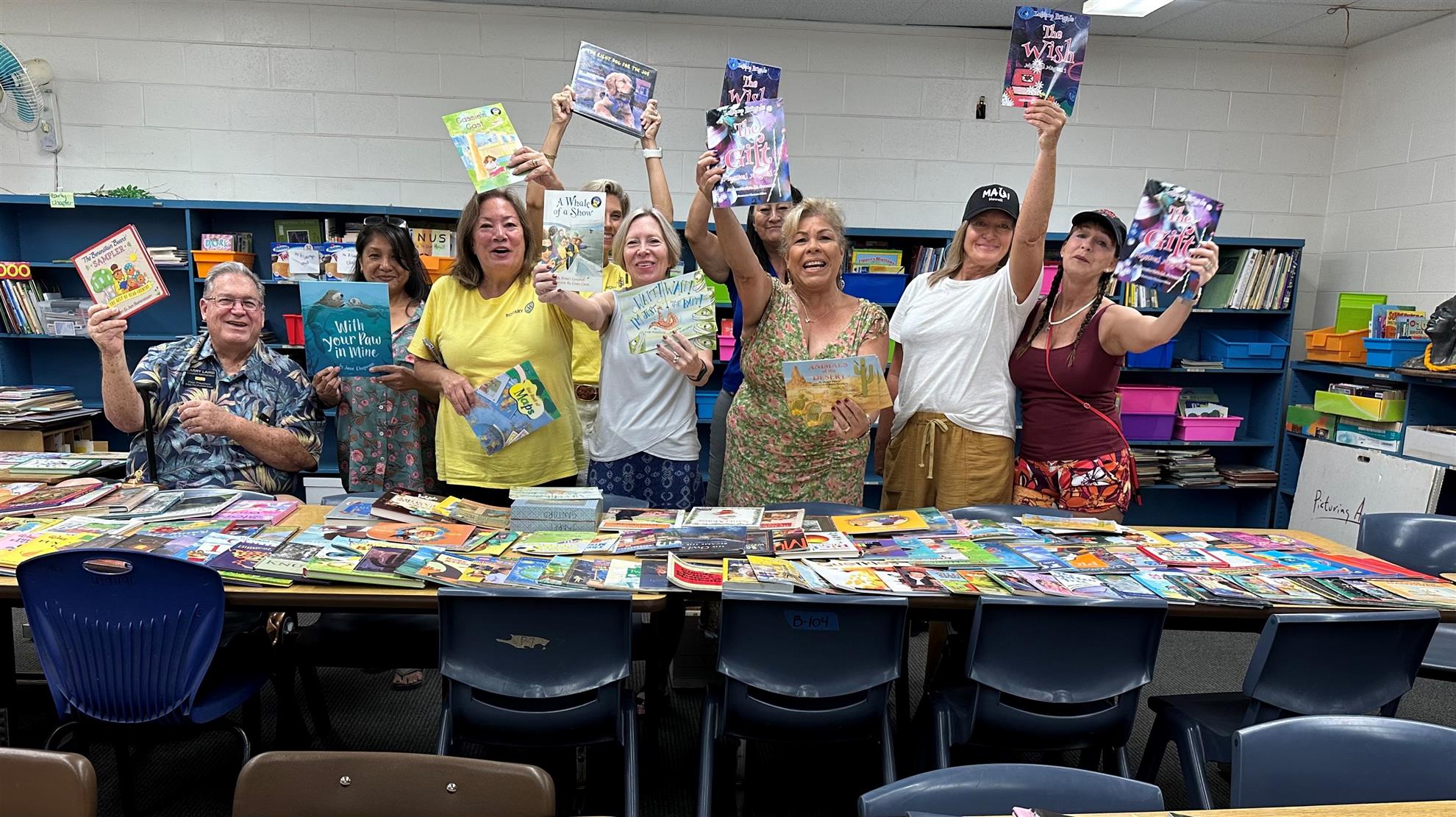 Maui Rotary Members at the Books for Kids Project