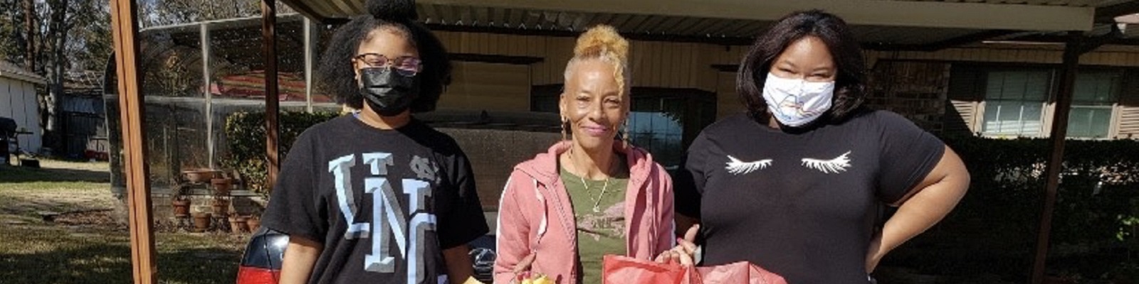 Dropping off get well bags to a family with some health issues on behalf of Astra Club of SWDC.