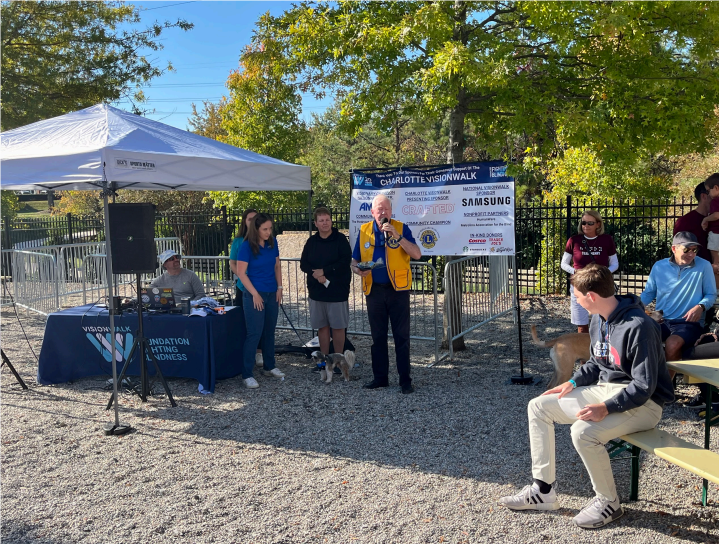 Mike Lannon speaking at the Charlotte Visionwalk event